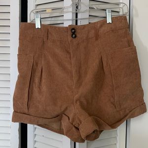 SHEIN CORDUROY SHORTS SIZE L